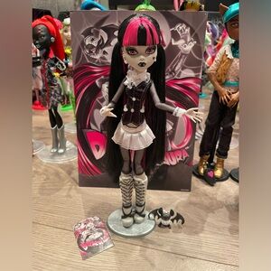Monster High Draculara Reel Drama